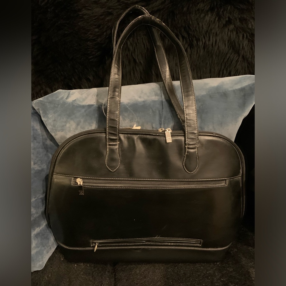 Anne Klein Tote with large capacity - laptop carrying case.  Many compartments!